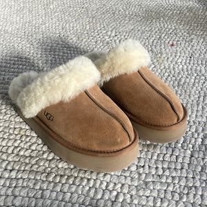Ugg Womens disquette slippers. Worn once. Brand new. Size 7.
